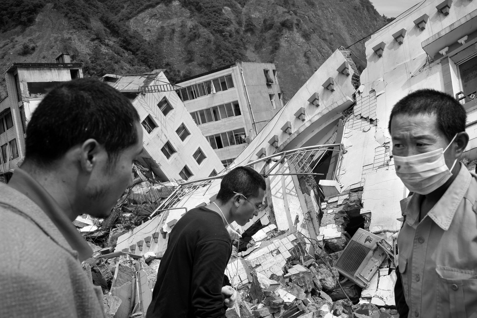 china quake web-13